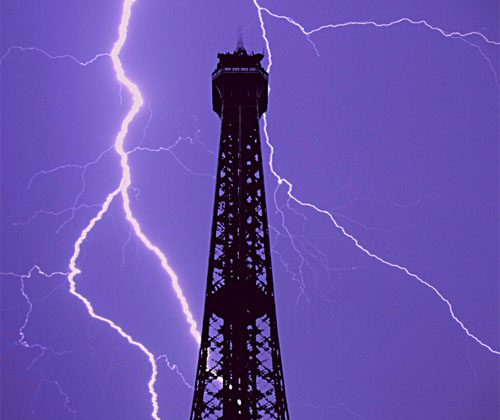 Supresores de Picos y Pararrayos